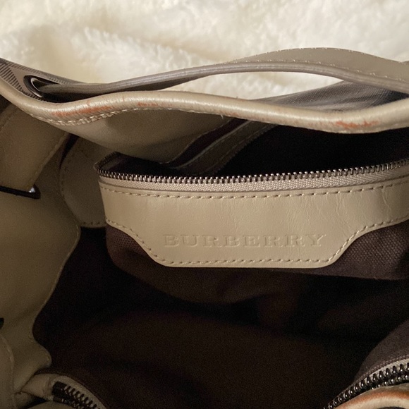 Burberry - Picture 4 of 14